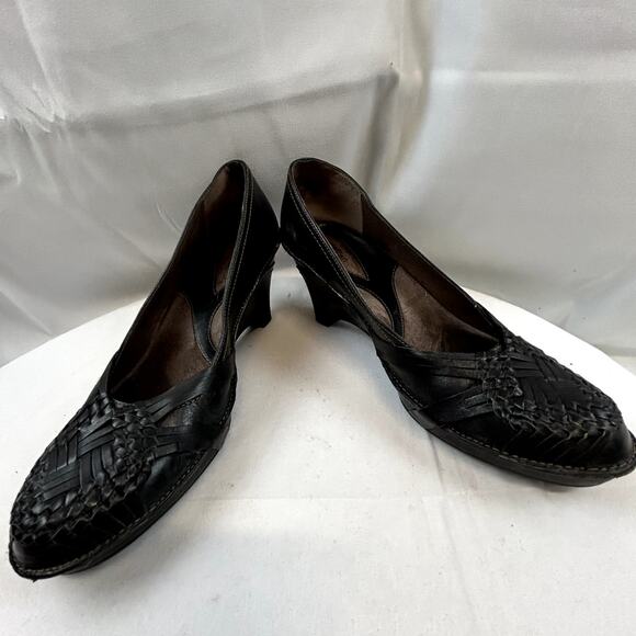 Clarks Artisan Black leather Size 9 heel wedge women's shoe - Picture 4 of 12